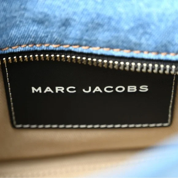 MARC JACOBS Denim Canvas Small Chain Bag Blue Light Wash - Picture 5 of 9